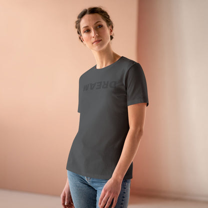 'DREAMS HAPPEN' WOMEN'S TEE