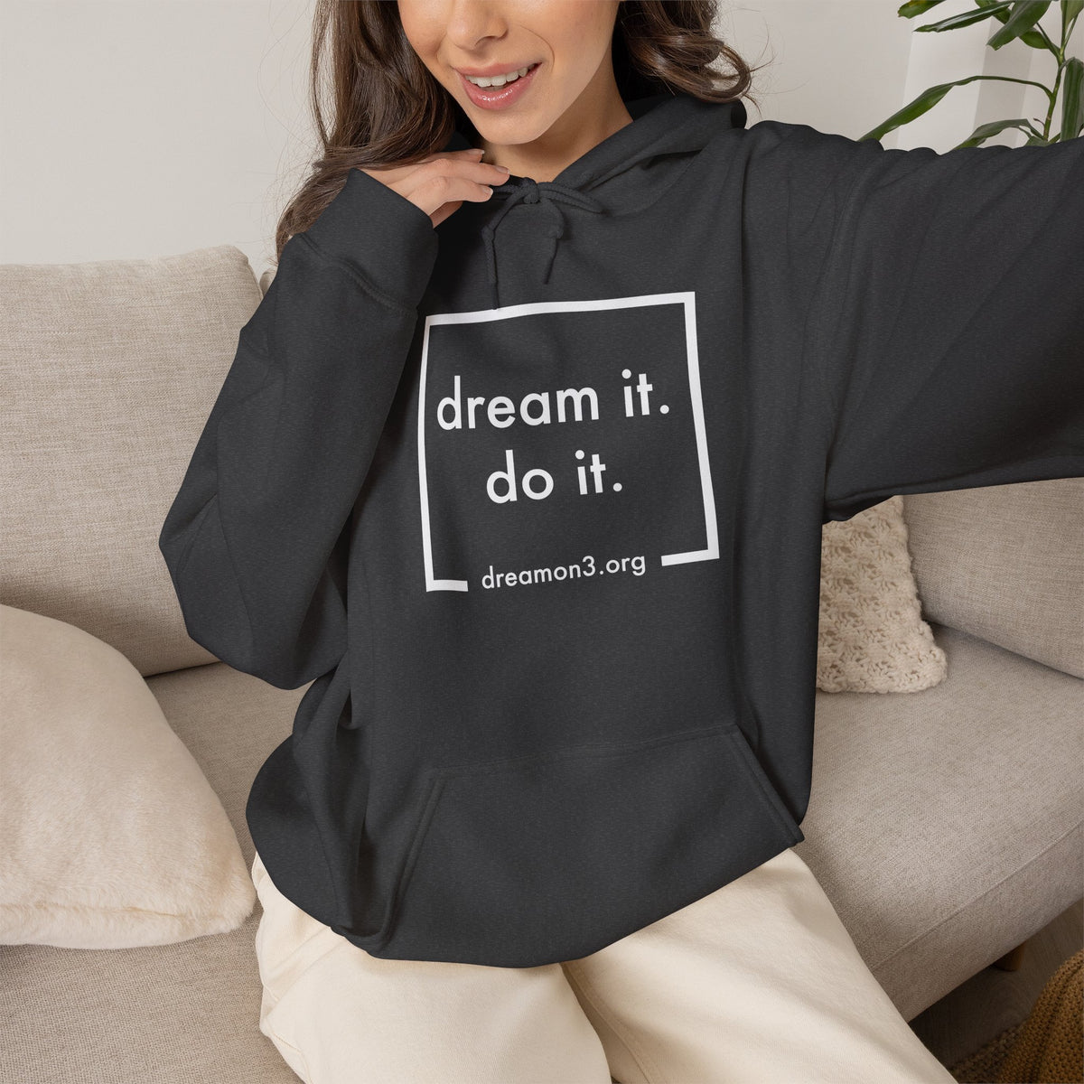 Dream It Do It Unisex Heavy Blend™ Hooded Sweatshirt